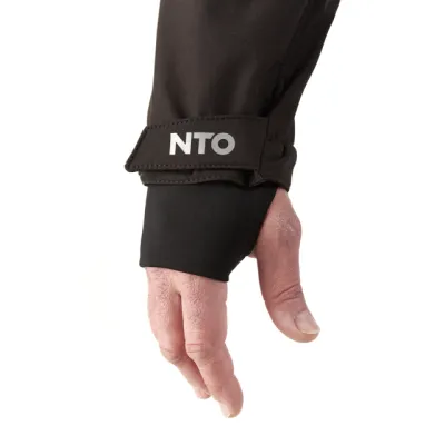 Campera Hombre Softshell KINETIC Negra